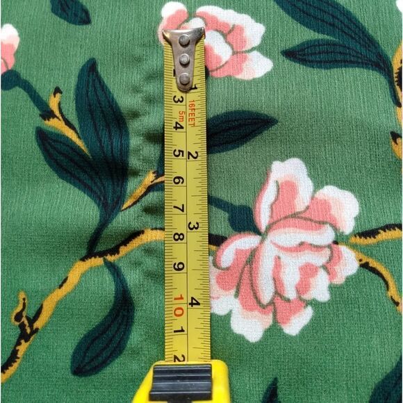 Ann Taylor Factory Green and Floral Short Sleeve Blouse With Square Neckline - Picture 11 of 11